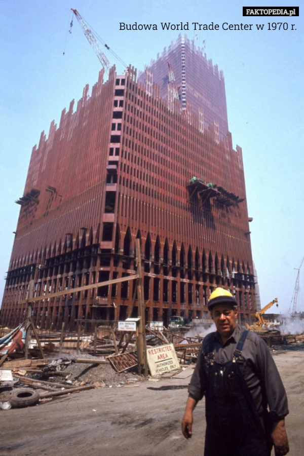 
    Budowa World Trade Center w 1970 r.