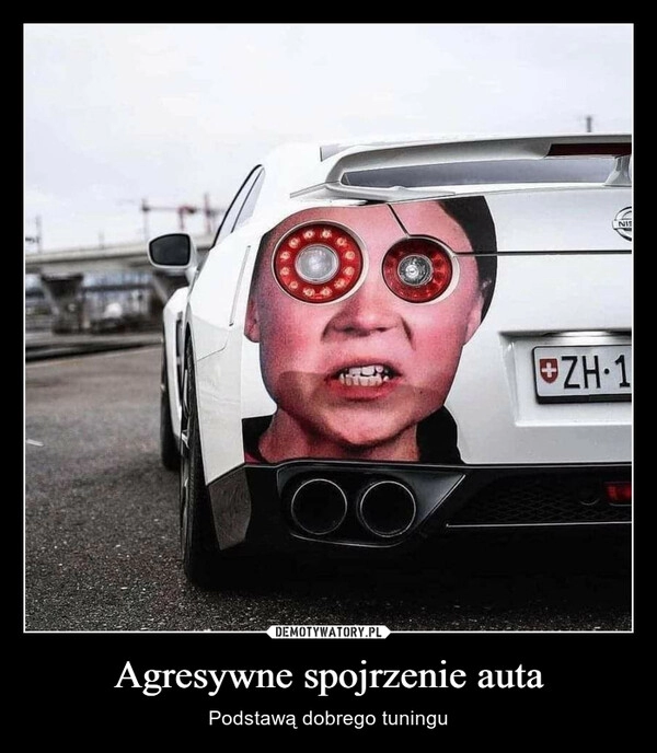 
    Agresywne spojrzenie auta