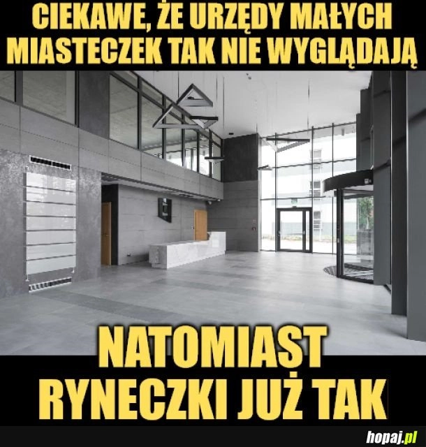 
    Urząd miasta.