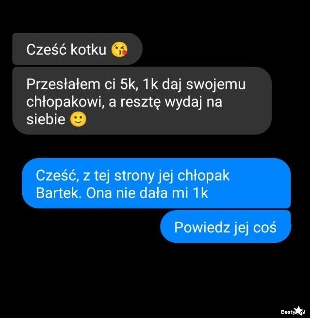 
    Dziwny układ 