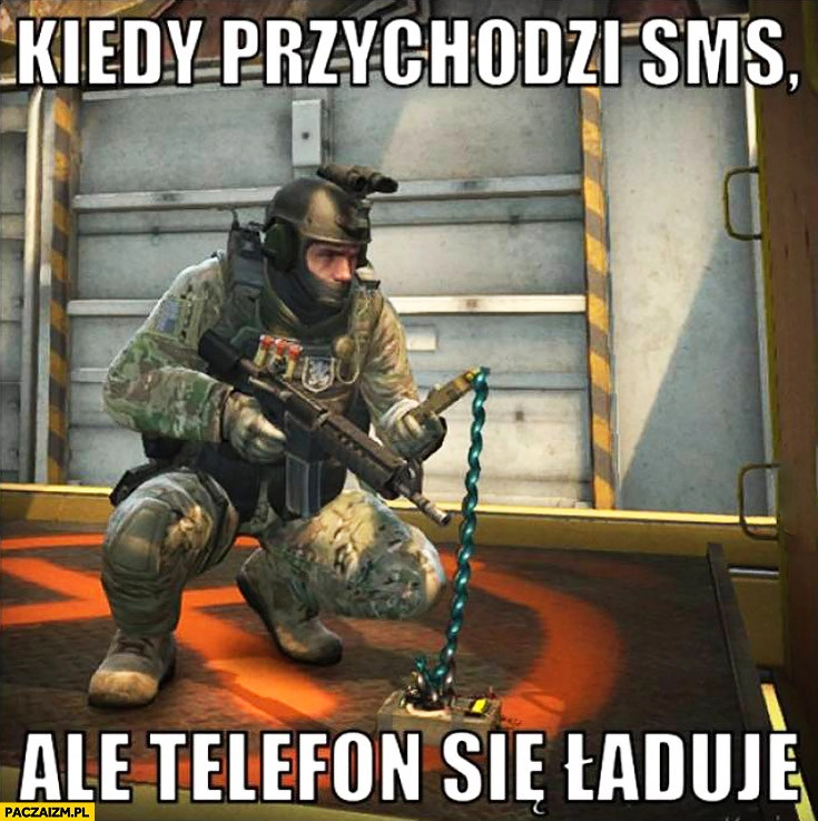 
    Kiedy przychodzi SMS, ale telefon się ładuje policjant rozbraja bombę